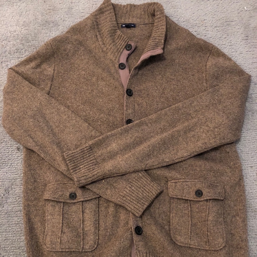 Men’s GAP Full-button Sweater (XXL)